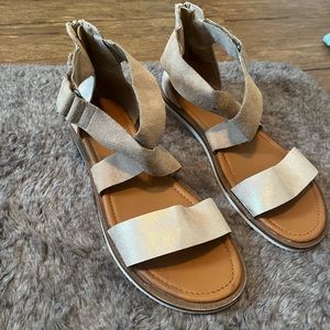 MAURICES SANDALS